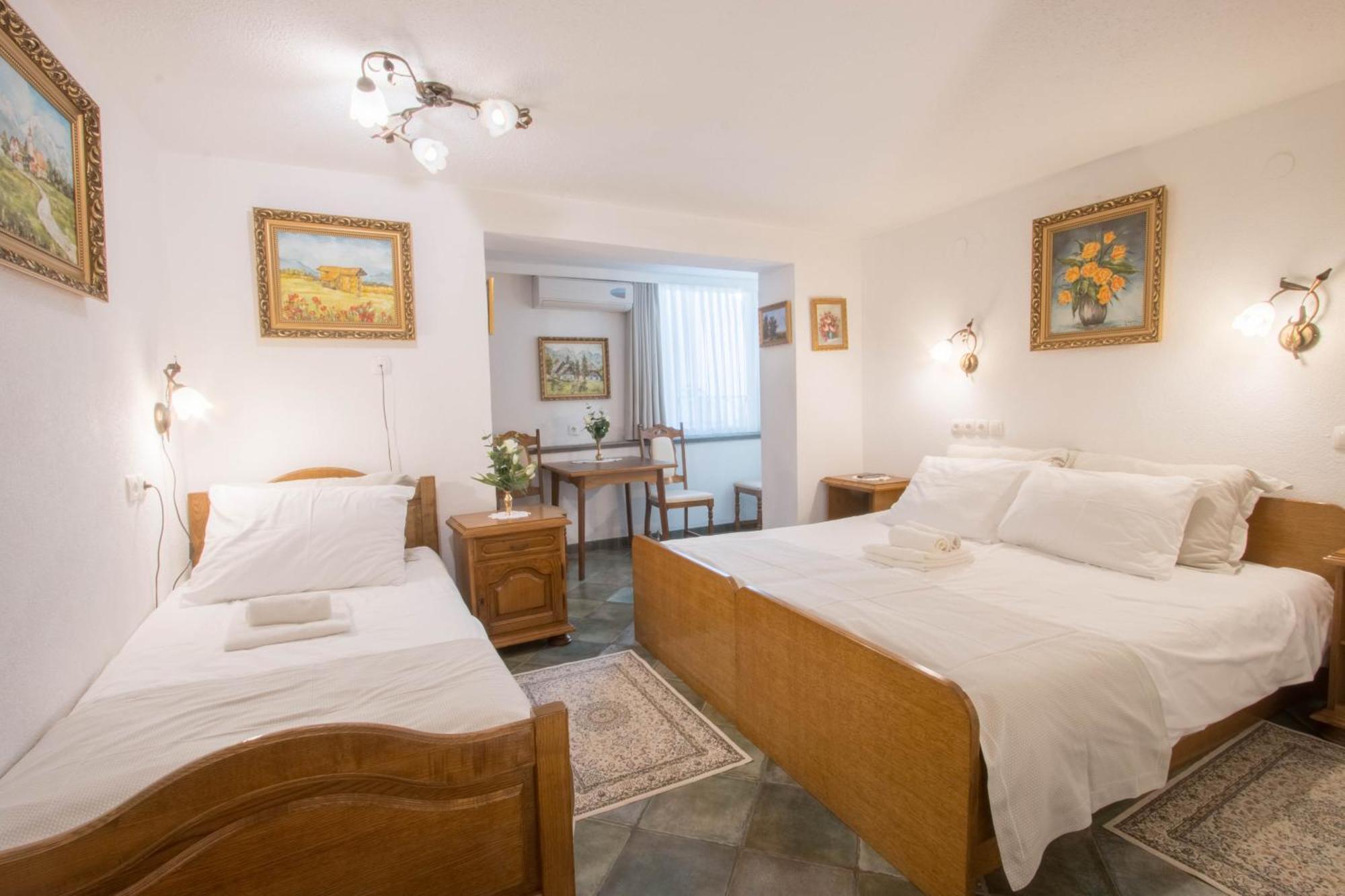 Jagodic Garni Hotel Cerklje na Gorenjskem Room photo